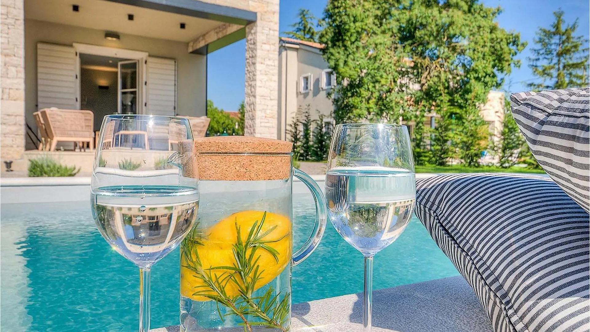 Nyaraló Villa Mia Šivati